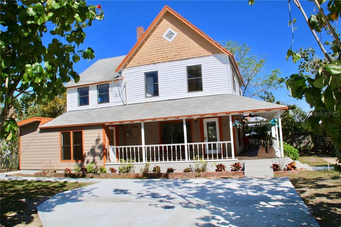 307 Cypress St., Tarpon Springs, FL 34689