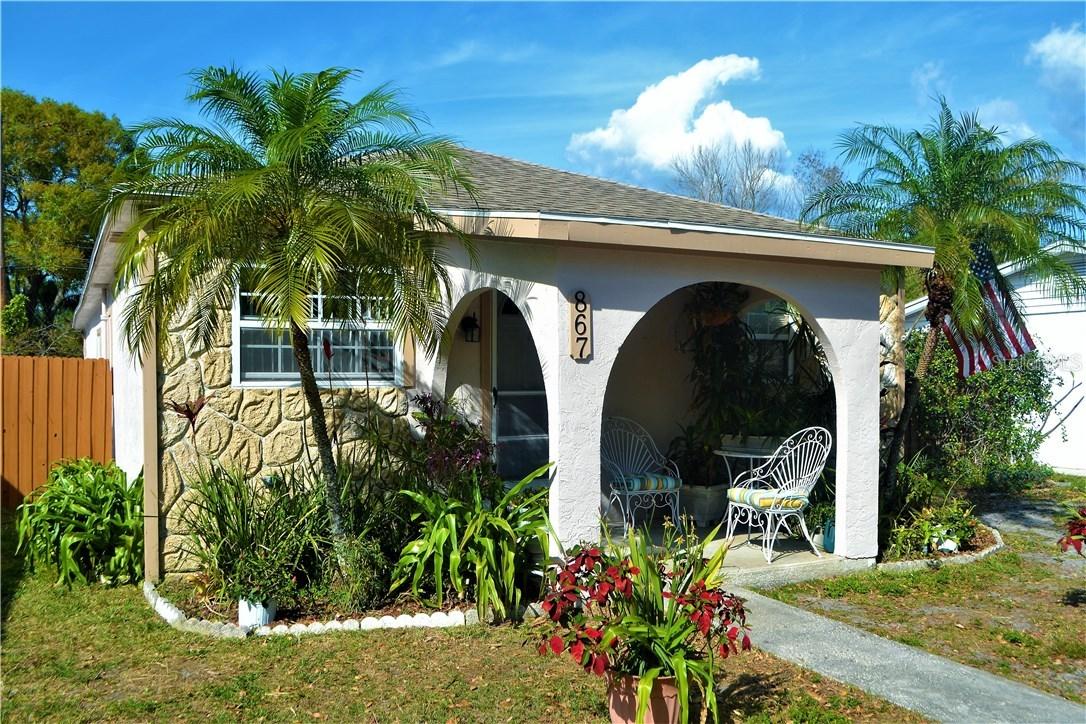 867 N 43rd Ave., St. Petersburg, FL 33703
