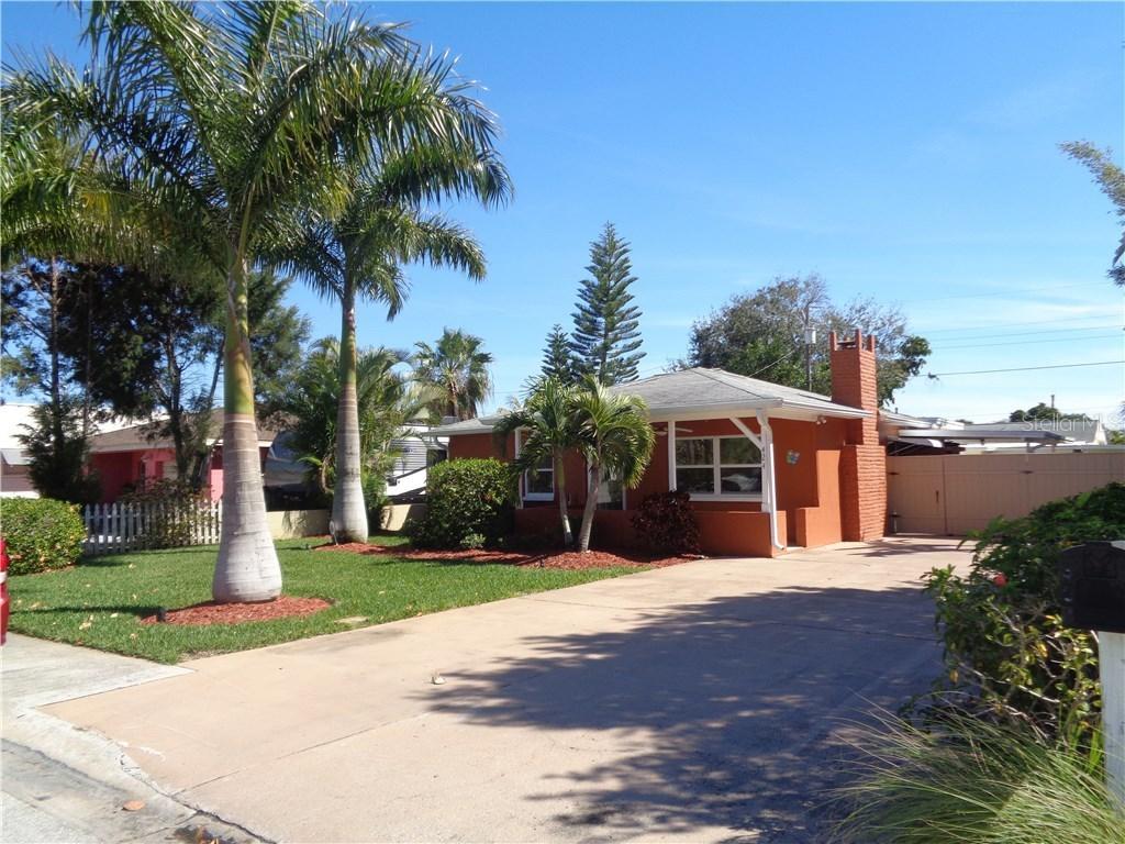 424 79th Ave., St Pete Beach, FL 33706