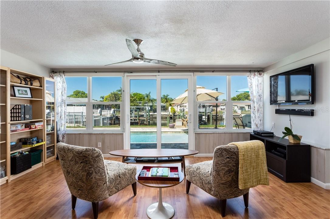 125 97th Ave., St Petersburg, FL 33702