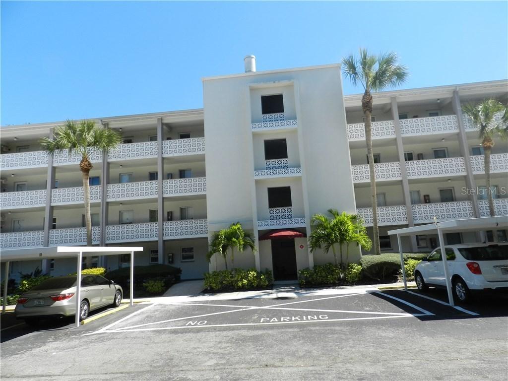 1524 Lakeview Rd. #305, Clearwater, FL 33756