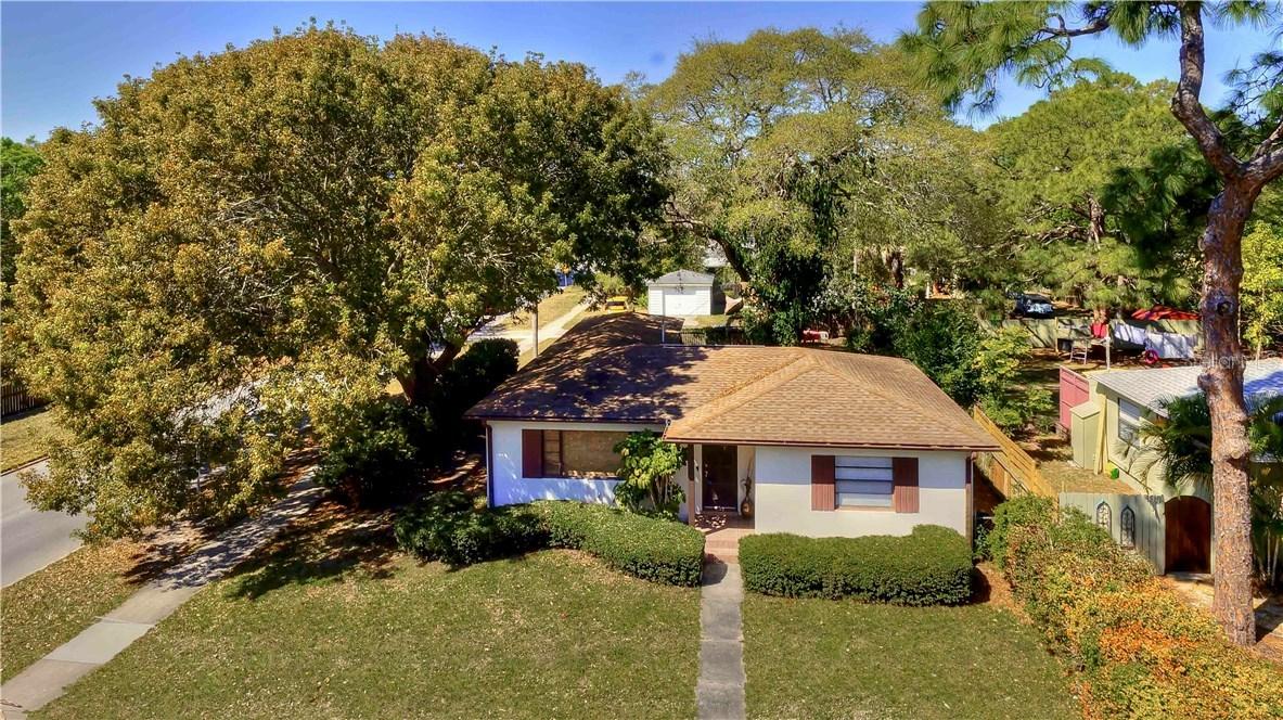 1025 Hull St., Gulfport, FL 33707