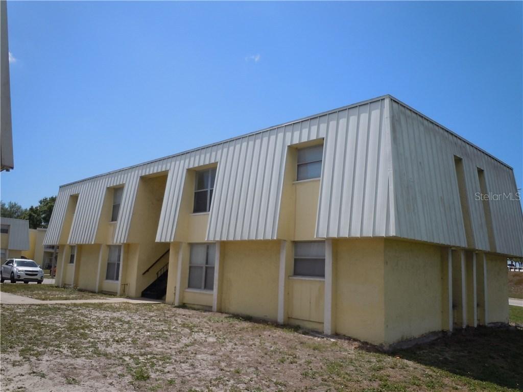 1200 Christine Ter. #ABCD, Pinellas Park, FL 33781