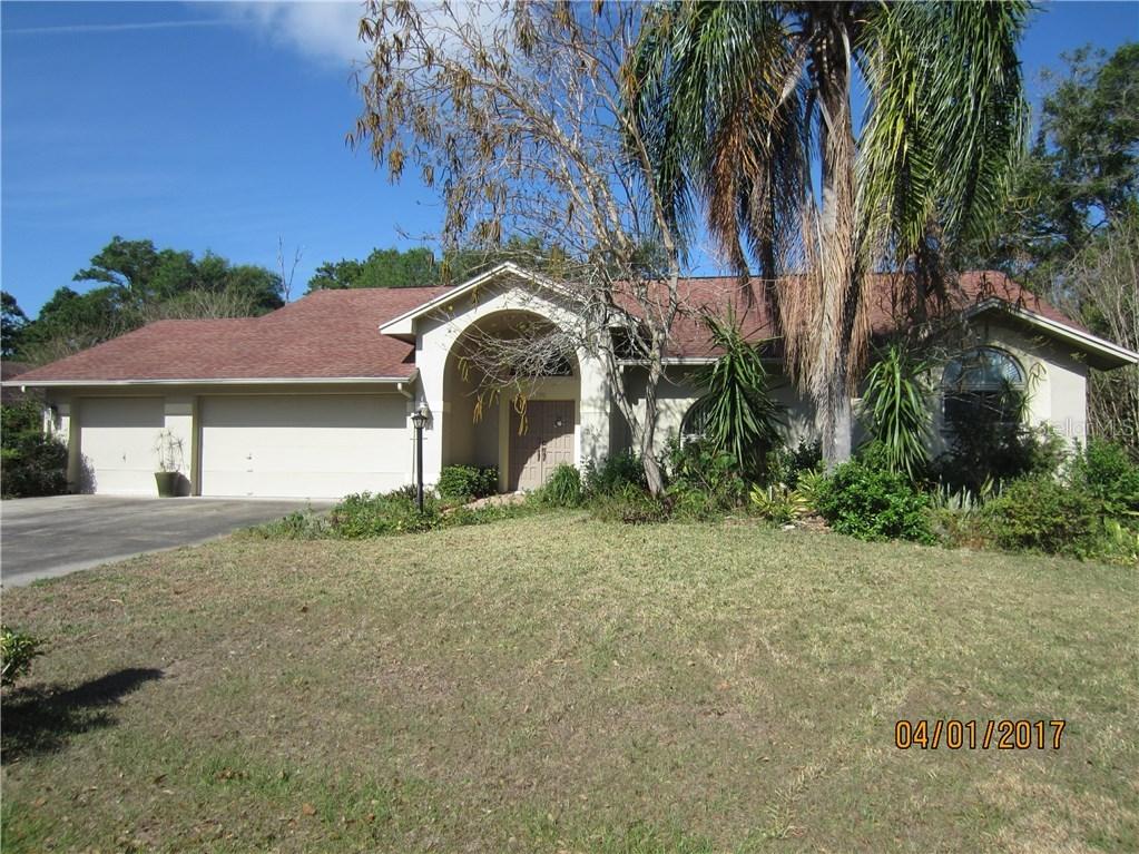 2740 Buckhorn Oaks Dr., Valrico, FL 33594