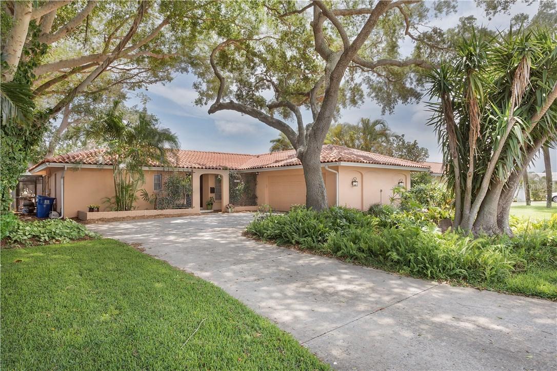 3840 46th Ave., St Petersburg, FL 33711