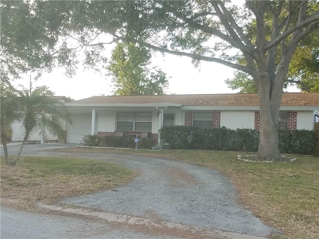 8499 77th Ave., Largo, FL 33777