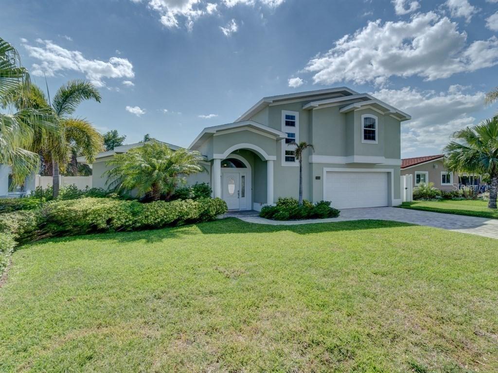 11850 4th St., Treasure Island, FL 33706