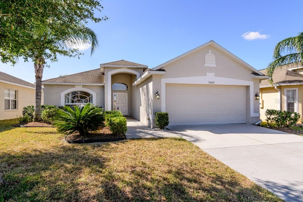 31042 Whinsenton Dr., Wesley Chapel, FL 33543