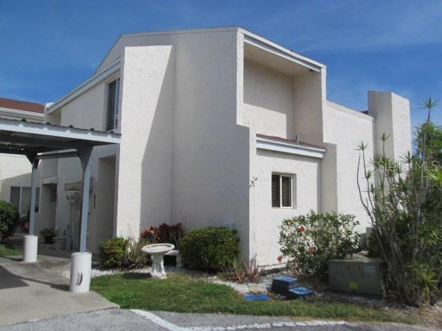 4316 Harbor House Dr. #9, Tampa, FL 33615