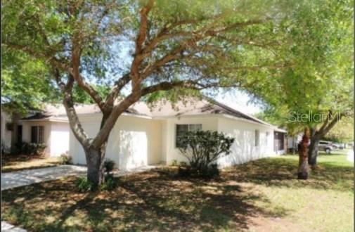 402 Abigail Rd., Plant City, FL 33563