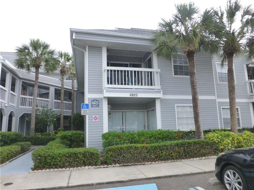 6825 Stones Throw Cir. #1107, St Petersburg, FL 33710