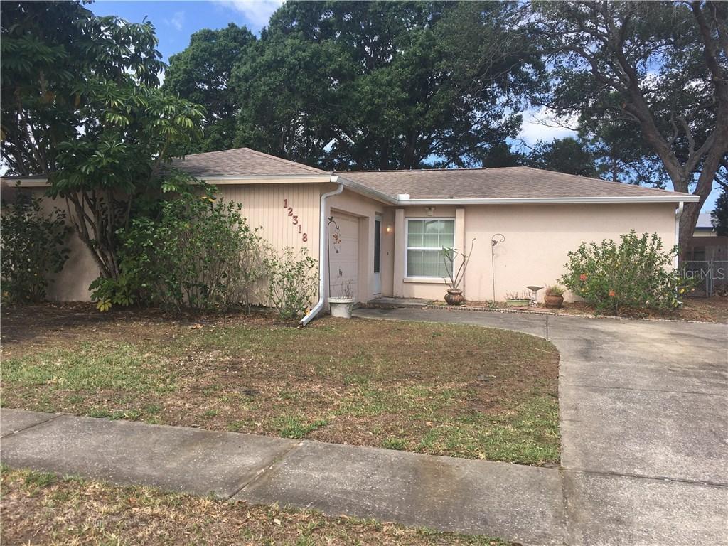 12318 84th Way, Largo, FL 33773