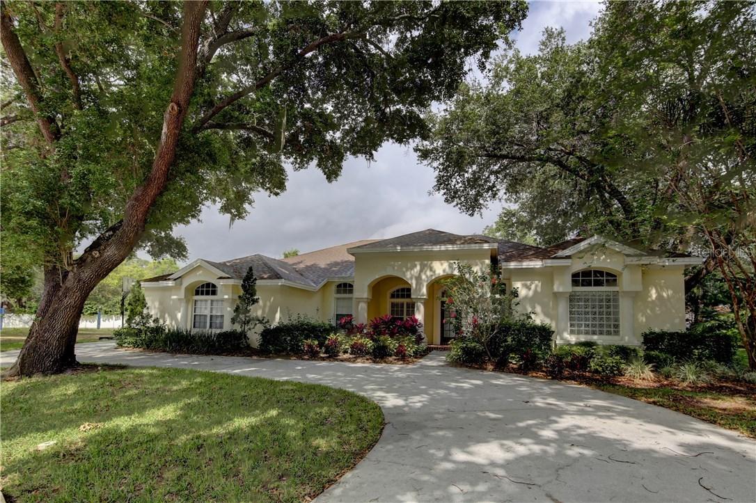 2136 Wings Way, Clearwater, FL 33759