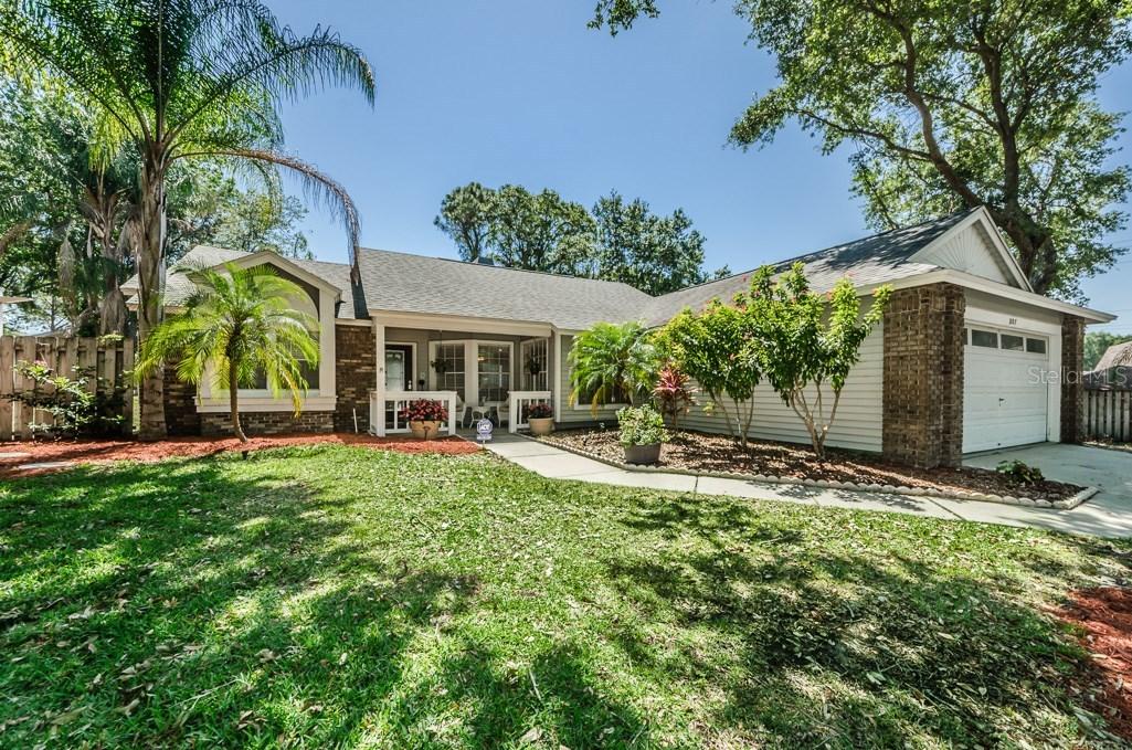807 Edgehill Dr., Palm Harbor, FL 34684