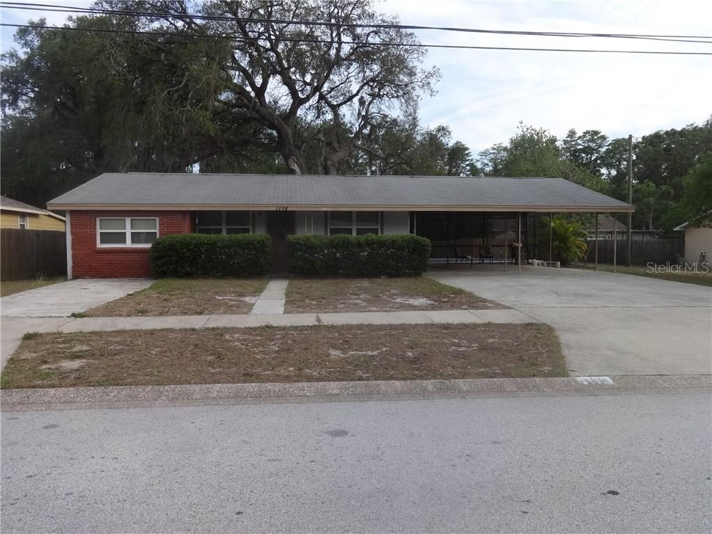 1118 E Oakwood St., Tarpon Springs, FL 34689
