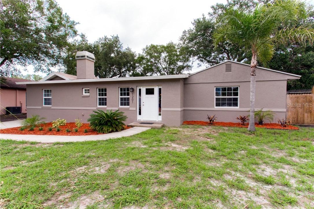 1201 Robinson Dr., St Petersburg, FL 33710