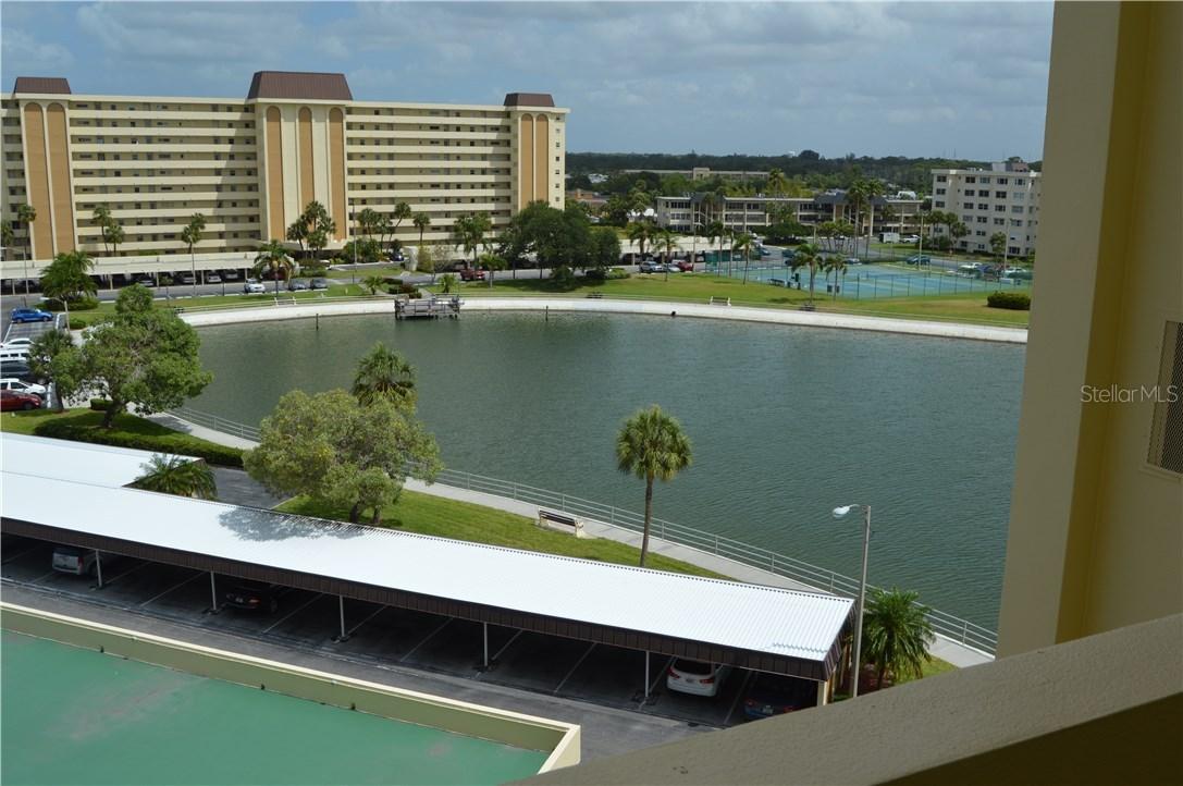 4775 Cove Cir. #702, St Petersburg, FL 33708