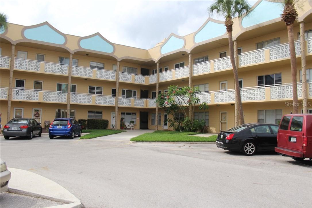 2466 Ecuadorian Way #72, Clearwater, FL 33763