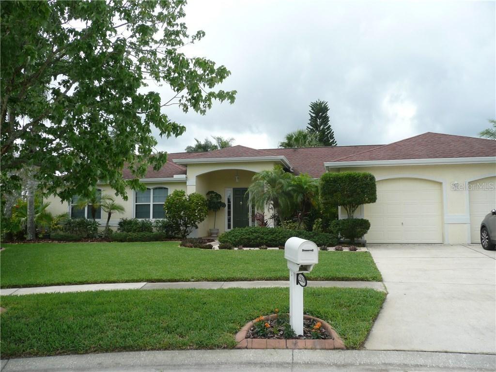 22628 Royal Ridge Ct., Lutz, FL 33549
