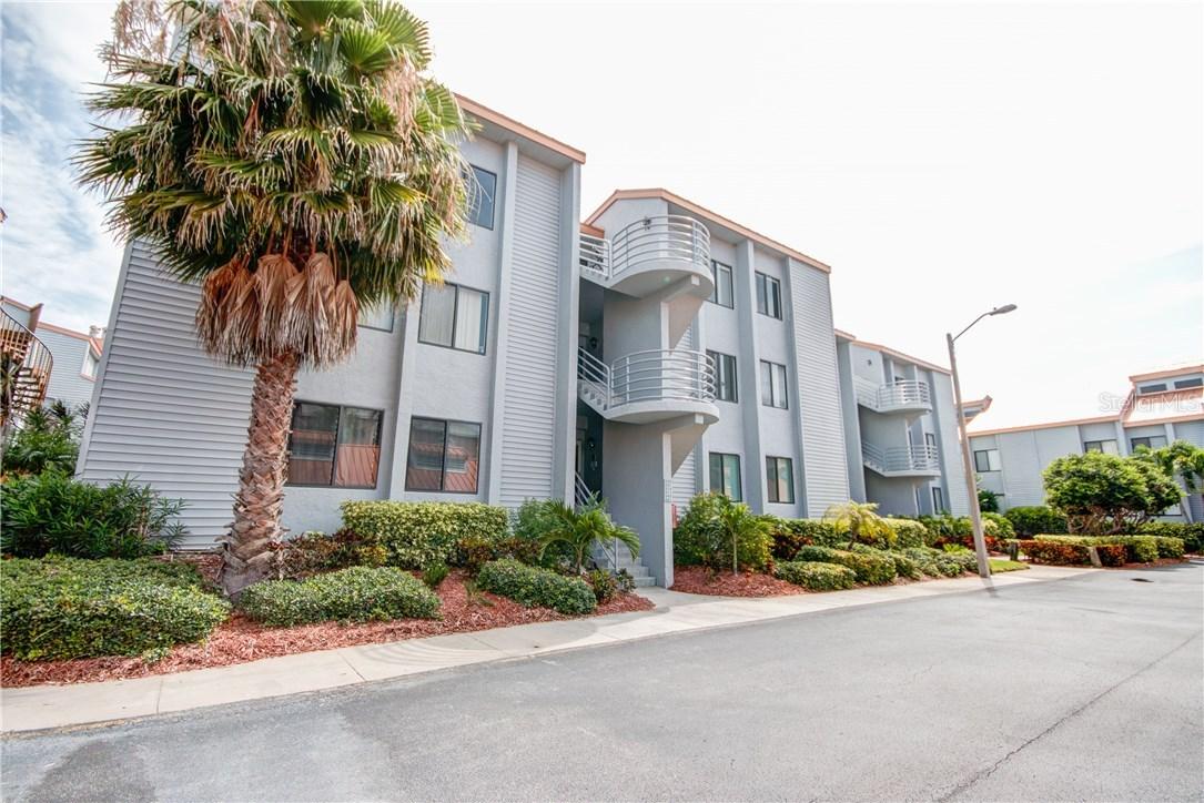 557 Pinellas Bayway #222, Tierra Verde, FL 33715