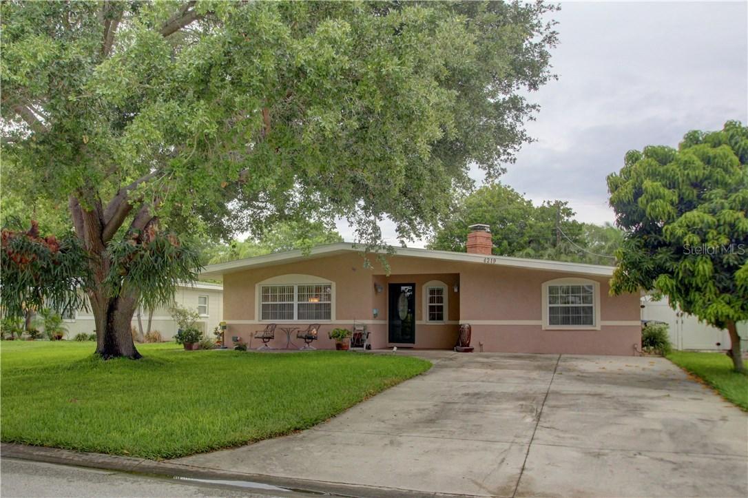 4219 Helena St., St Petersburg, FL 33703