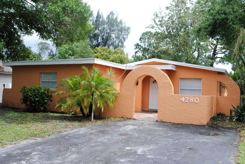 4280 68th Ave., Pinellas Park, FL 33781