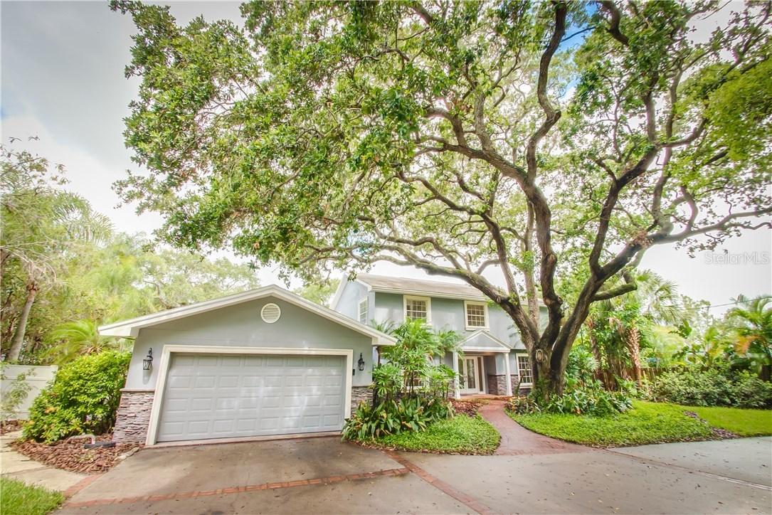 720 Bluff View Dr., Belleair Bluffs, FL 33770