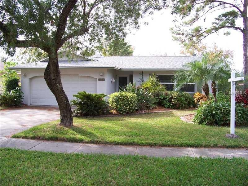 5810 NE Venetian Blvd., St Petersburg, FL 33703