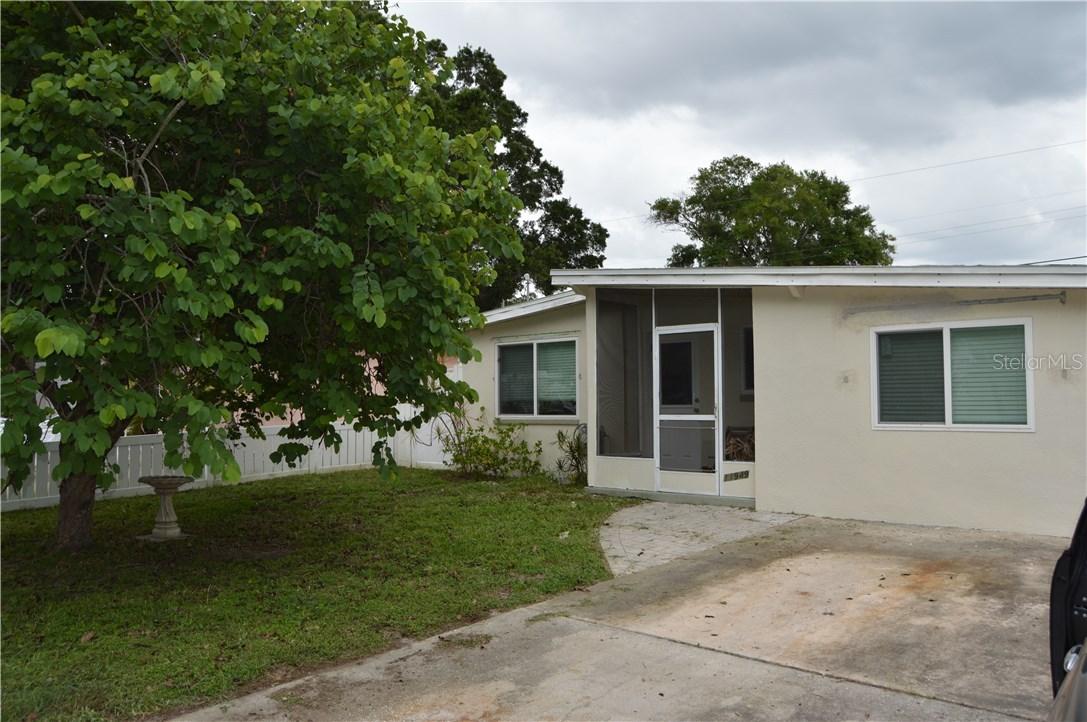 11949 102nd St., Largo, FL 33773