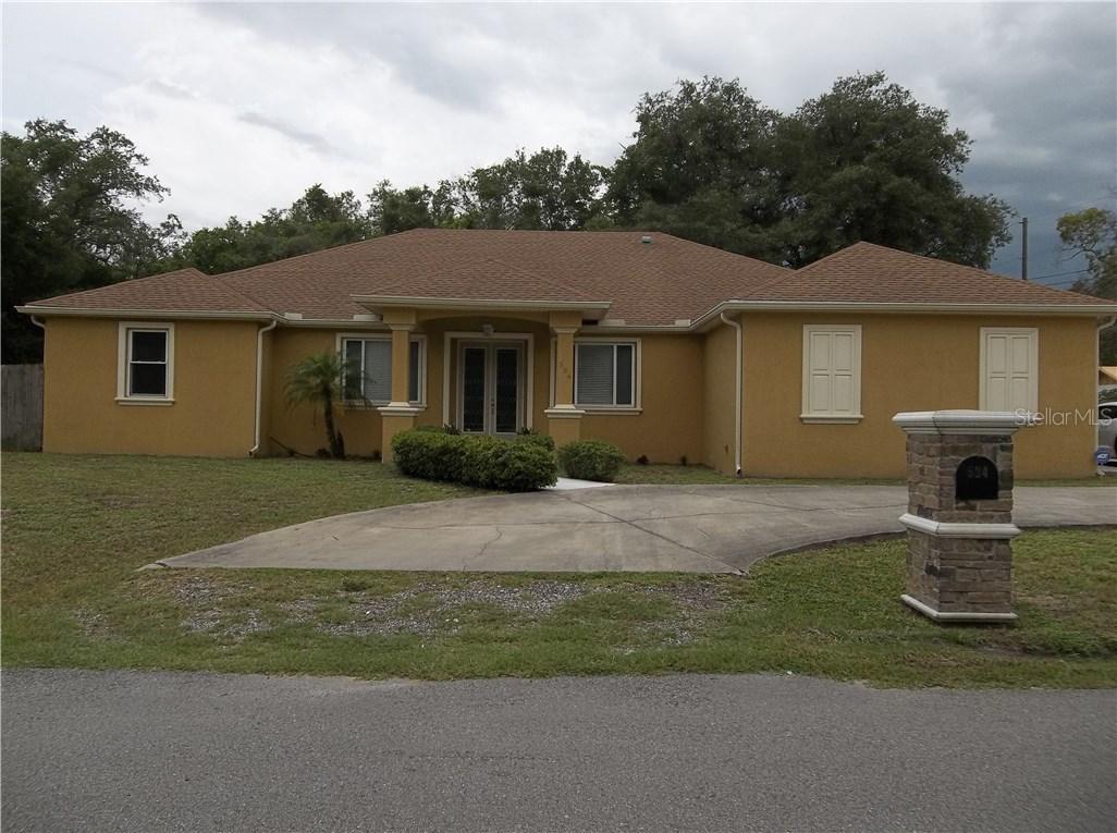 534 Berkley Ave., Tarpon Springs, FL 34689
