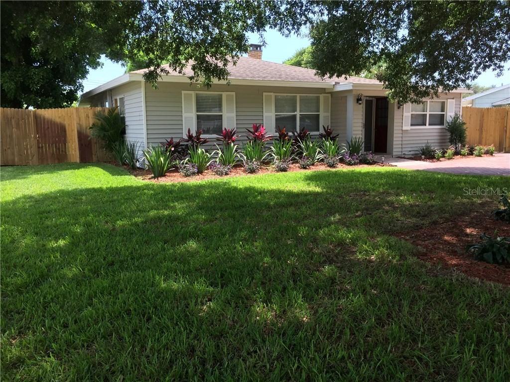 1222 Essex Dr., St Petersburg, FL 33710