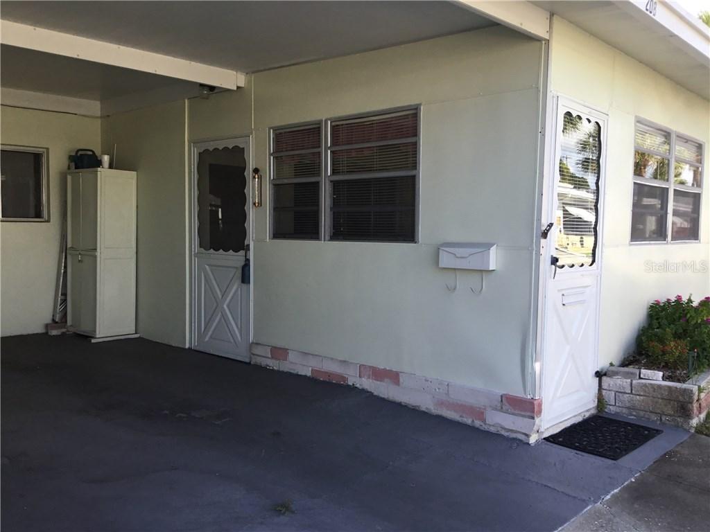 250 Rosery Rd. #208, Largo, FL 33770