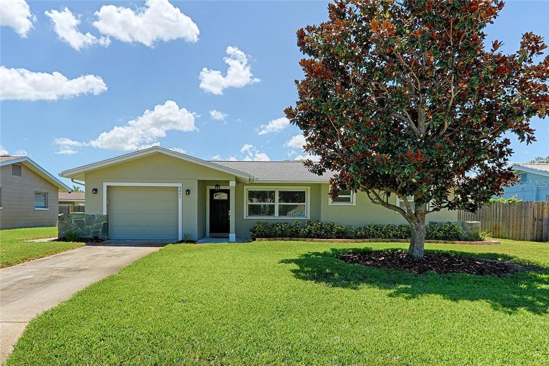 9861 111th Ln., Seminole, FL 33772