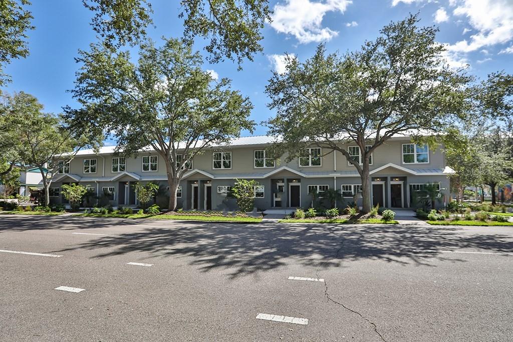 2462 1st Ave., St Petersburg, FL 33713