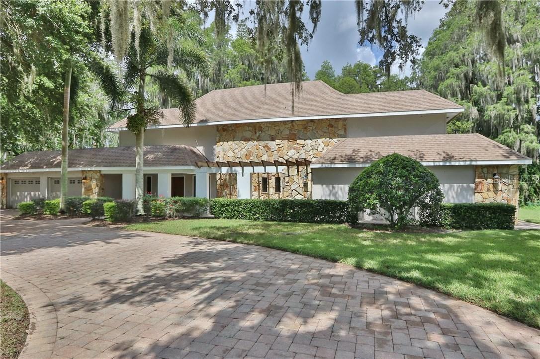 19112 Holly Ln., Lutz, FL 33548