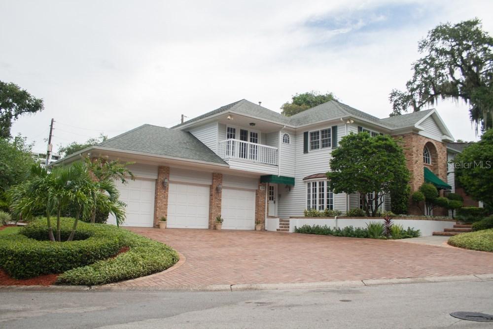 306 Spottis Woode Ct., Clearwater, FL 33756