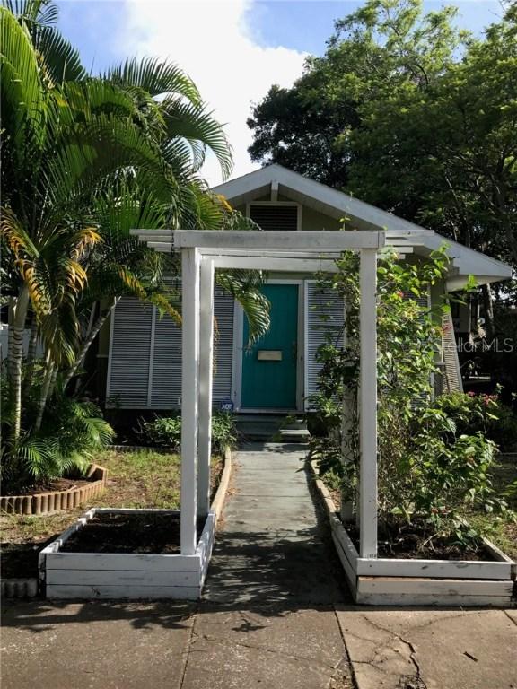 2341 Dartmouth Ave., St Petersburg, FL 33713