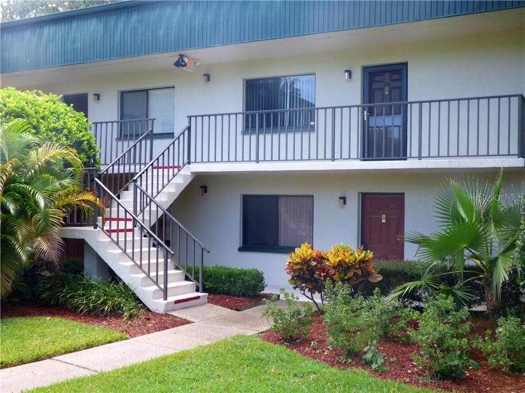 3300 Fox Chase Cir. #233, Palm Harbor, FL 34683