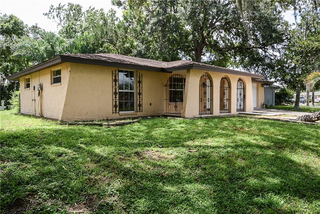 7866 Cherrytree Ln., New Port Richey, FL 34653