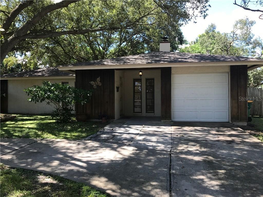 7296 61st Ave., St Petersburg, FL 33709