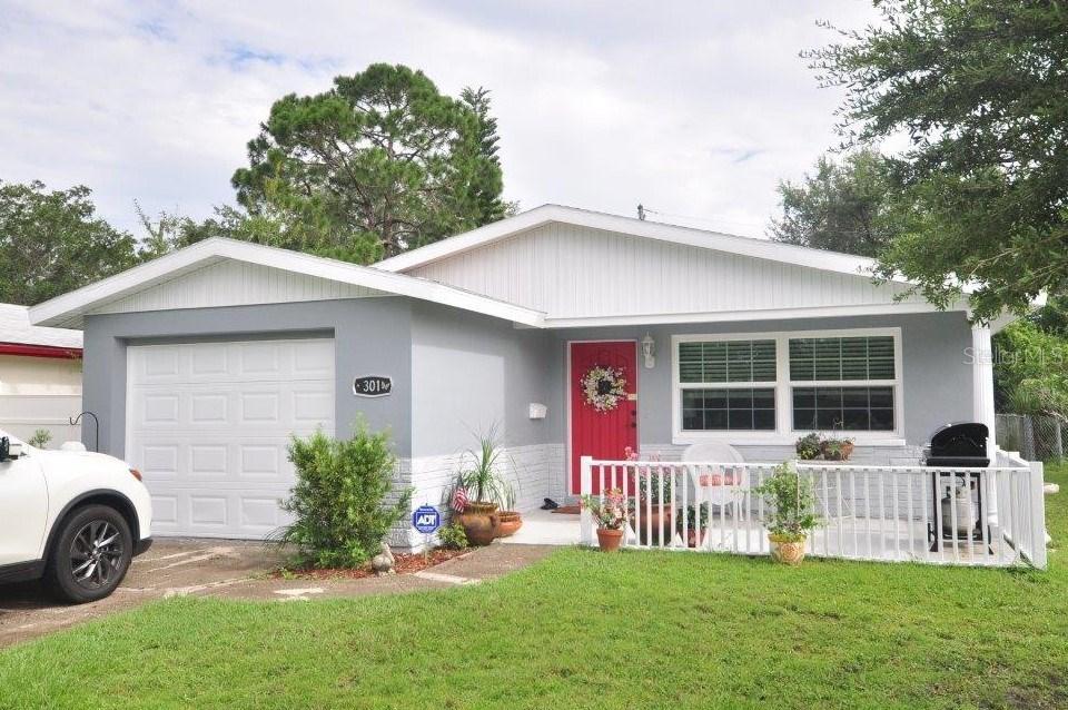 301 92nd Ave., St. Petersburg, FL 33702