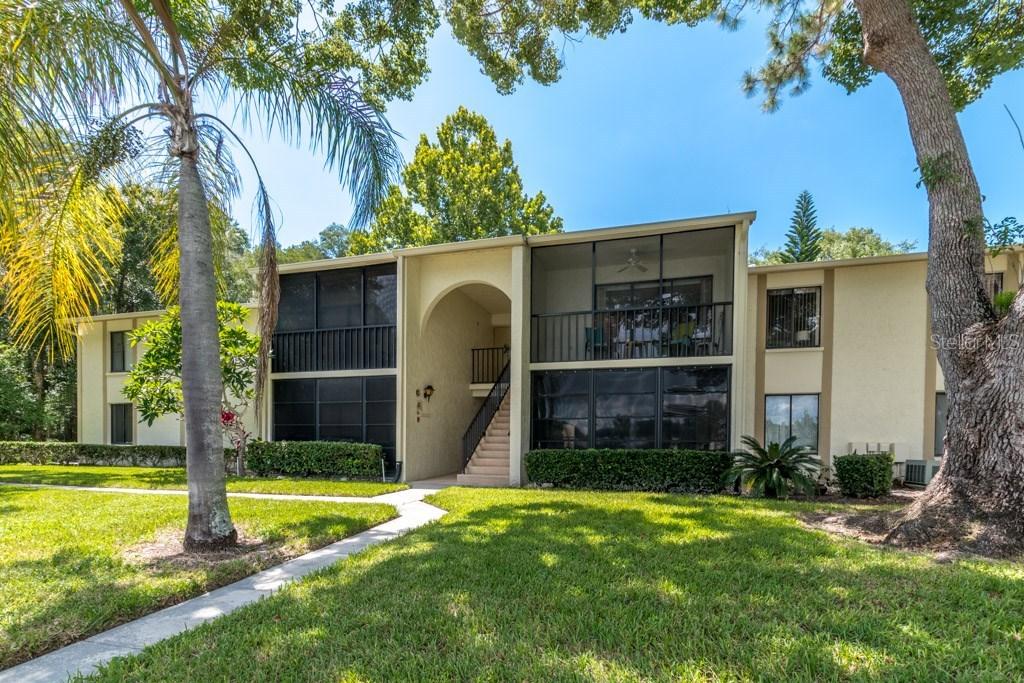1441 Pine Glen Ln. #F2, Tarpon Springs, FL 34688