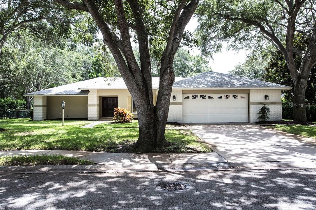 10493 Oak Leaf St., Largo, FL 33774