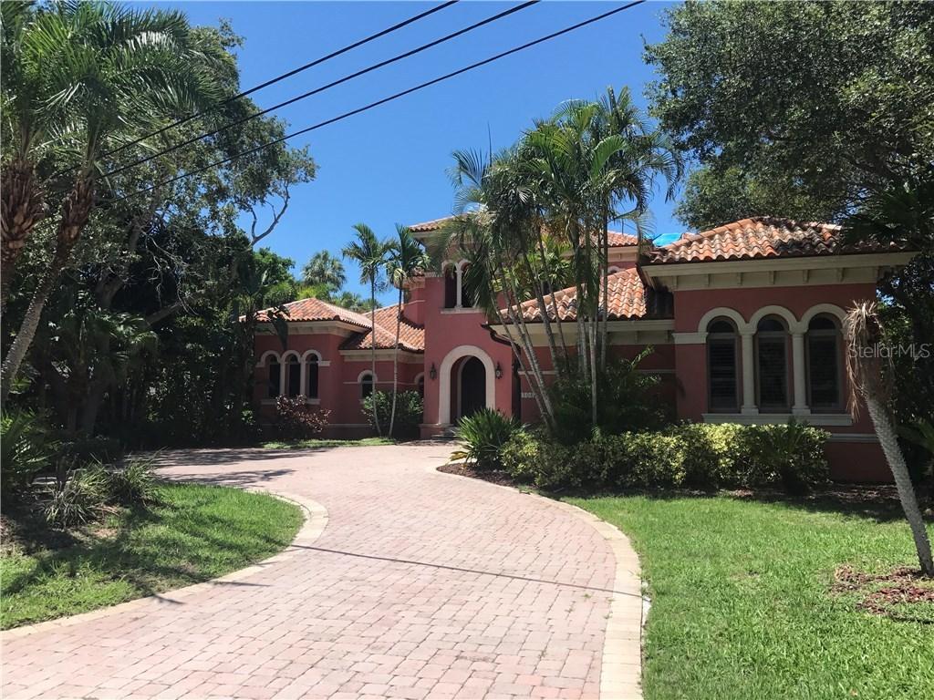 308 Harbor View Ln., Largo, FL 33770