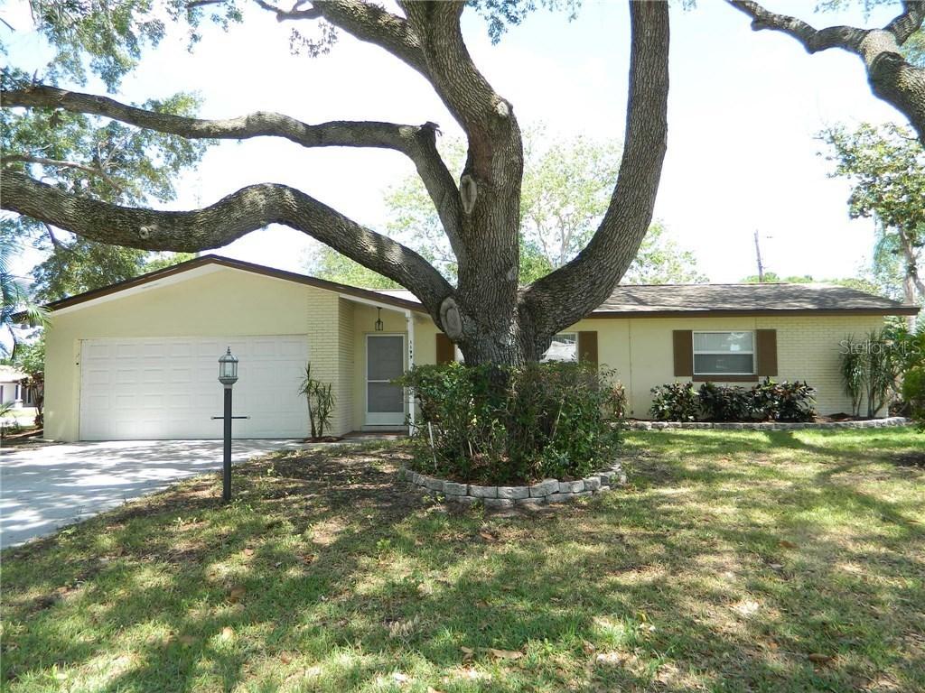 1199 Stephen Foster Dr., Largo, FL 33771