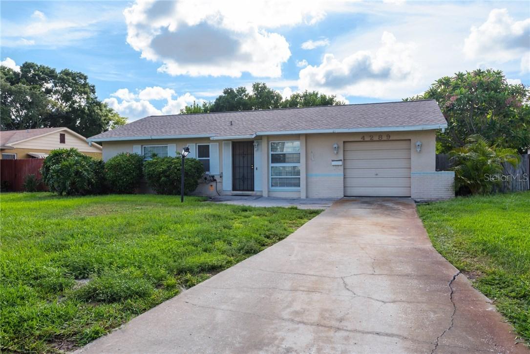 4289 Beach Dr., St Petersburg, FL 33705