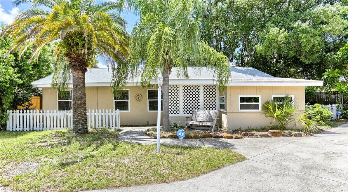 821 7th Street Nw, Largo, FL 33770