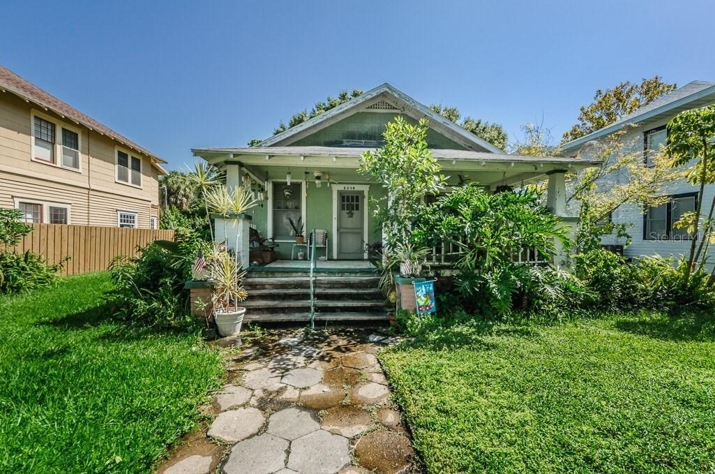 216 10th Ave., St Petersburg, FL 33701