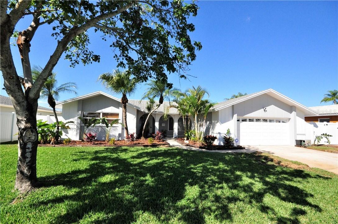 9764 1st St., St Petersburg, FL 33702