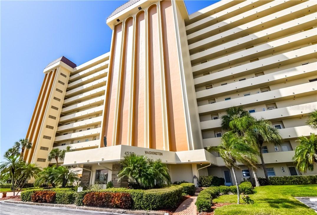4550 Cove Cir. #203, St Petersburg, FL 33708